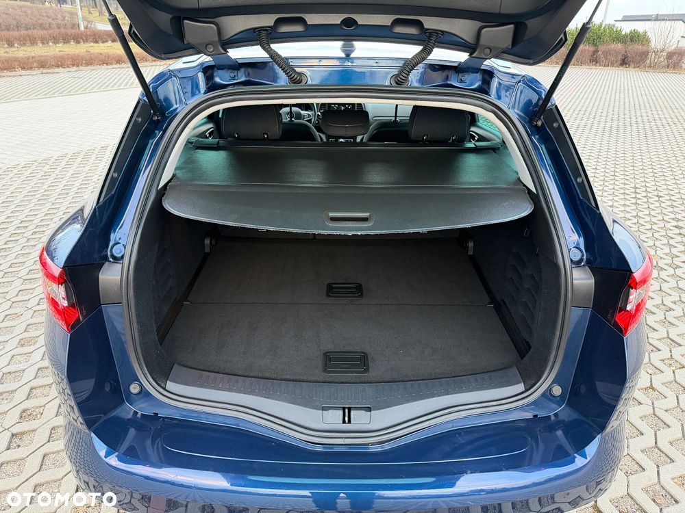 Renault Megane 1.5 Blue dCi Intens - 38