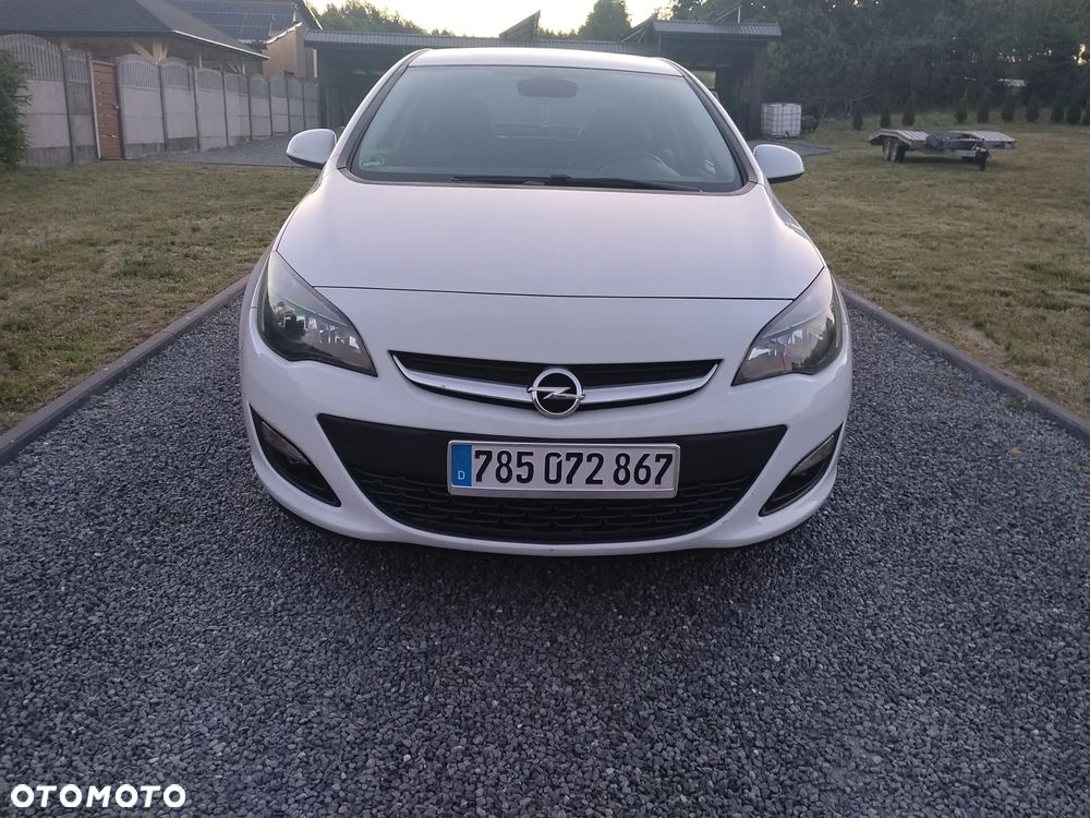Opel Astra 1.4 T Cosmo - 4