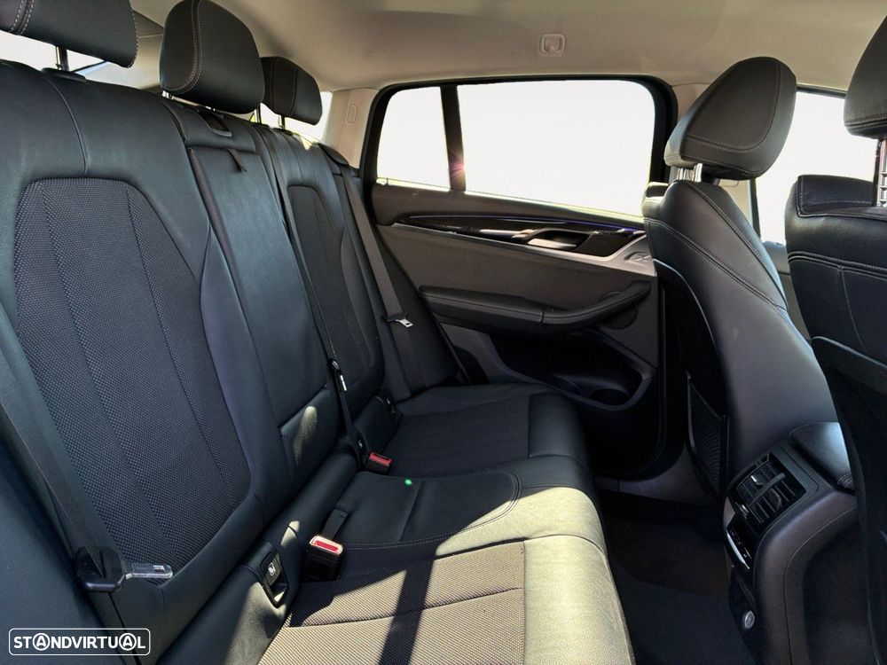 BMW X4 20 d xDrive XLine Auto - 11