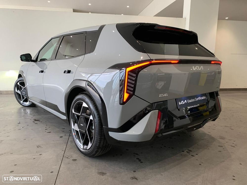 Kia EV4 - 2