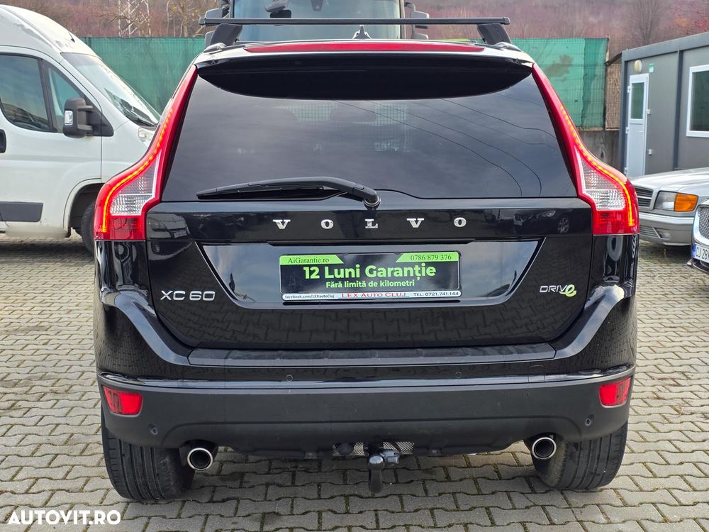 Volvo XC 60 DRIVe R Design - 30