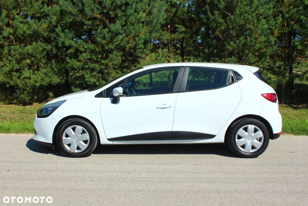 Renault Clio - 11