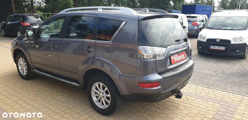 Mitsubishi Outlander - 5