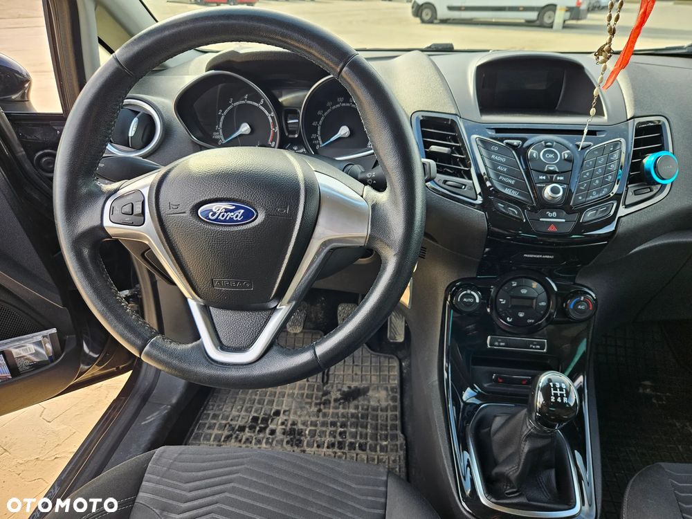 Ford Fiesta 1.0 EcoBoost Titanium - 8