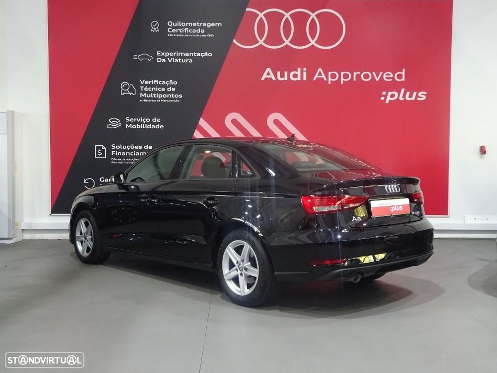 Audi A3 Limousine 30 TDI - 3