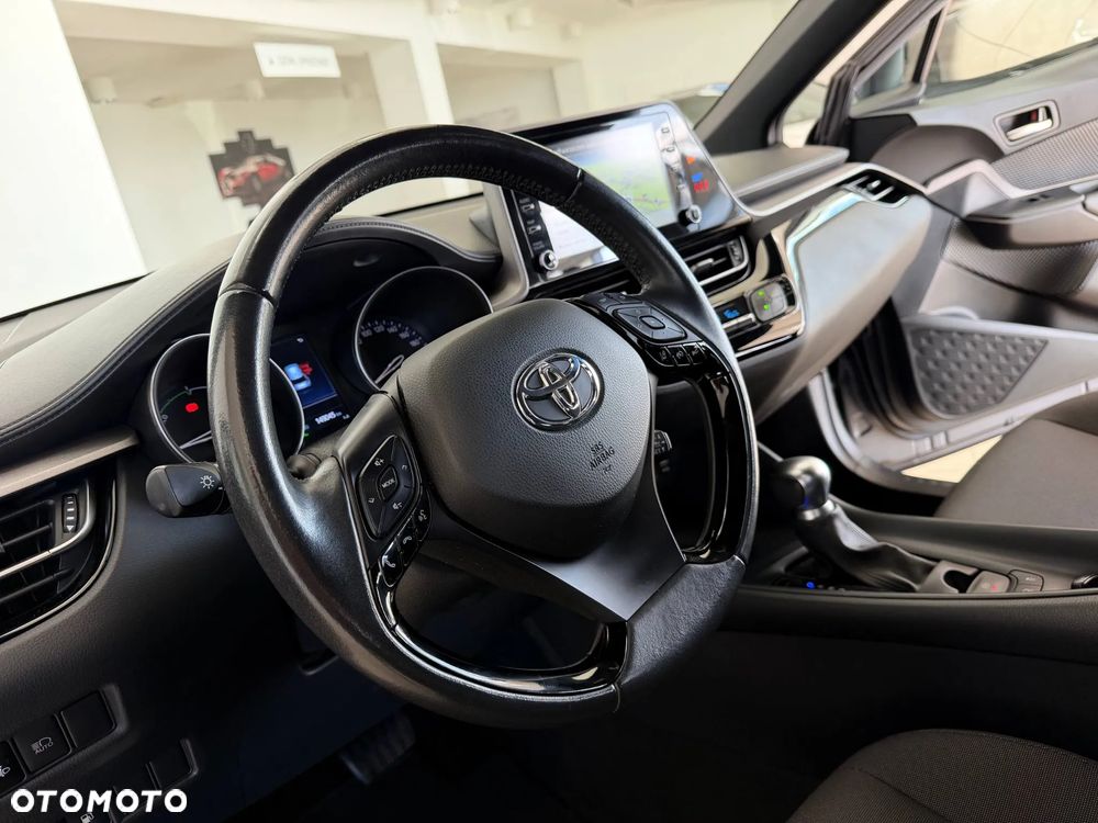 Toyota C-HR Style - 24