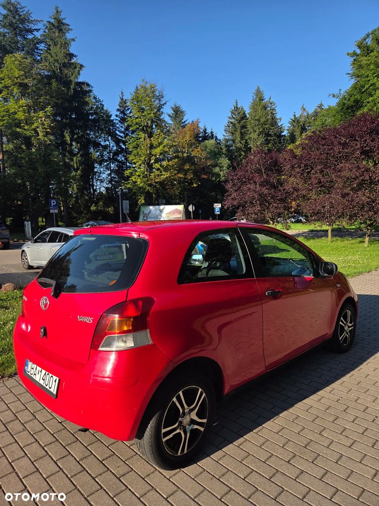 Toyota Yaris 1.0 Luna - 6