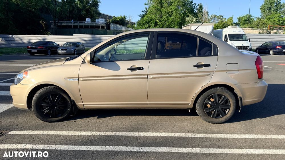 Hyundai Accent MC 1.4 DOHC GL STD - 4