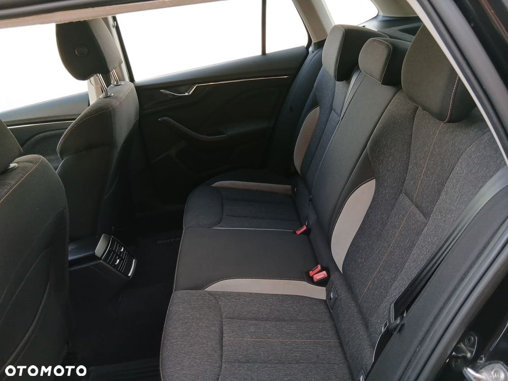 Skoda Kamiq 1.5 TSI DSG Style - 24