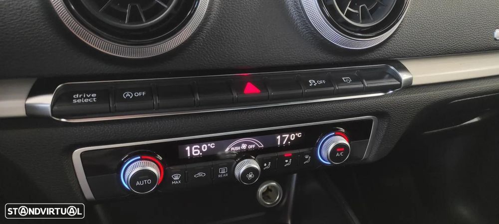 Audi S3 Sportback 2.0 TFSi quattro S tronic - 34