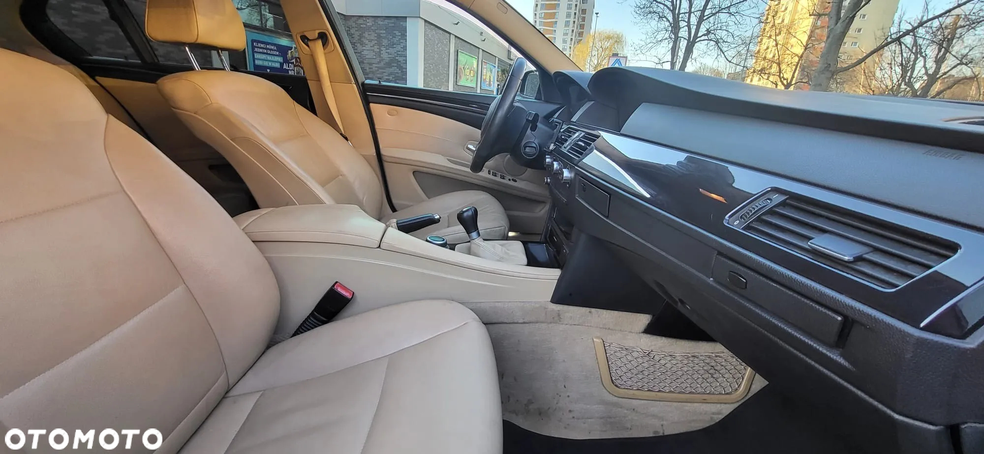 BMW Seria 5 520d - 16