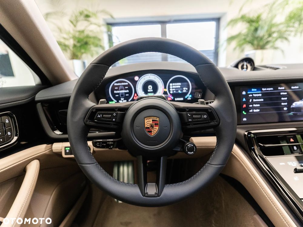 Porsche Panamera 4S E-Hybrid - 18