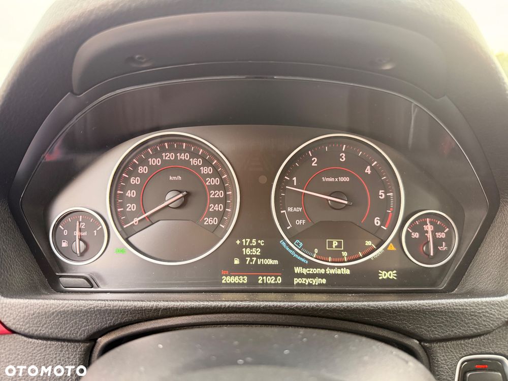 BMW Seria 3 330d xDrive Sport Line - 19
