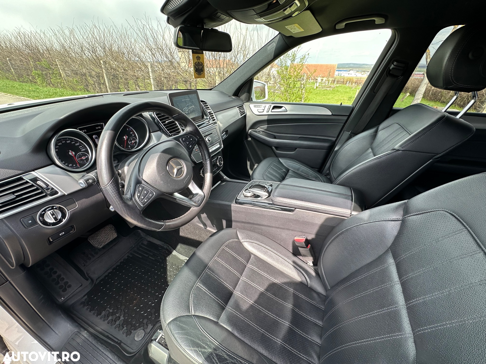 Mercedes-Benz GLE 350 d 4MATIC - 9