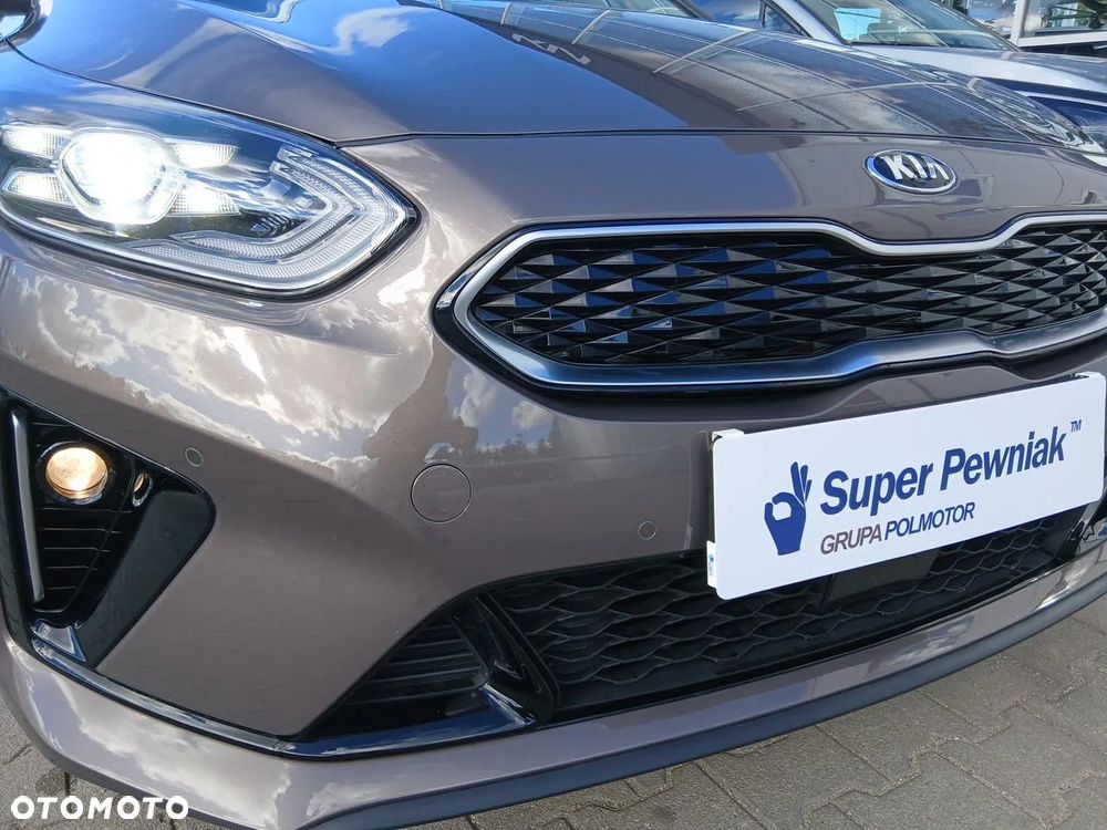 Kia Ceed 1.6 GDI PHEV L Business Line DCT - 9