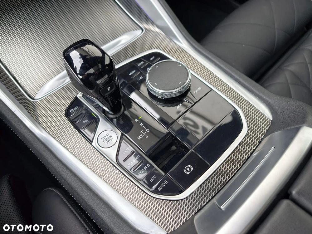 BMW X6 xDrive30d - 9