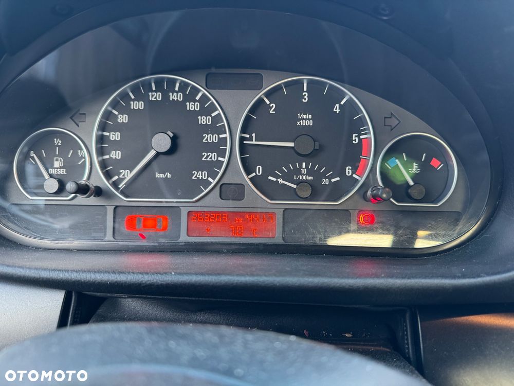 BMW Seria 3 320d Edition Lifestyle - 5