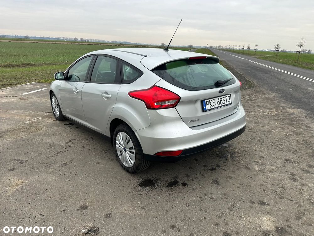 Ford Focus - 8