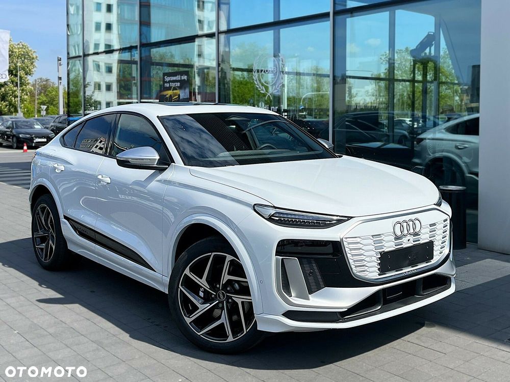 Audi Q6 e-tron - 2
