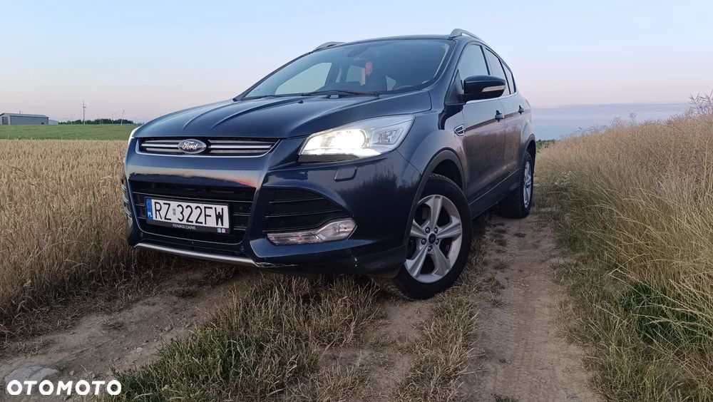 Ford Kuga 2.0 TDCi 4WD Titanium - 2