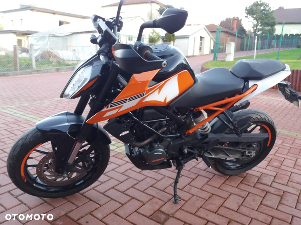 KTM Duke