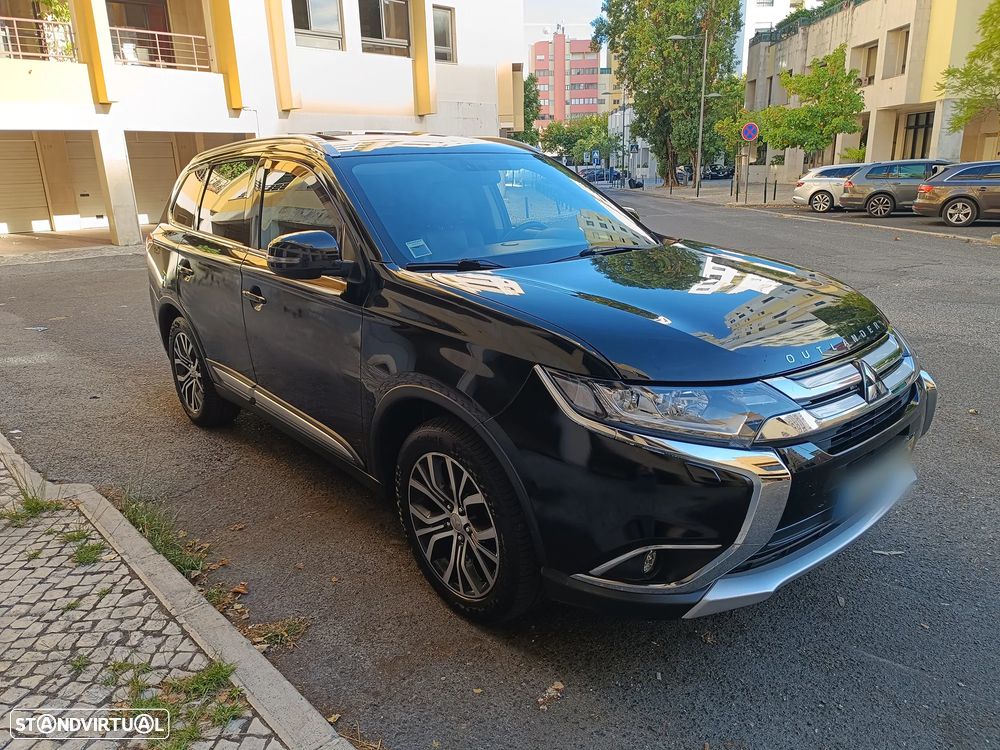 Mitsubishi Outlander 2.2 DI-D Instyle Navi - 22