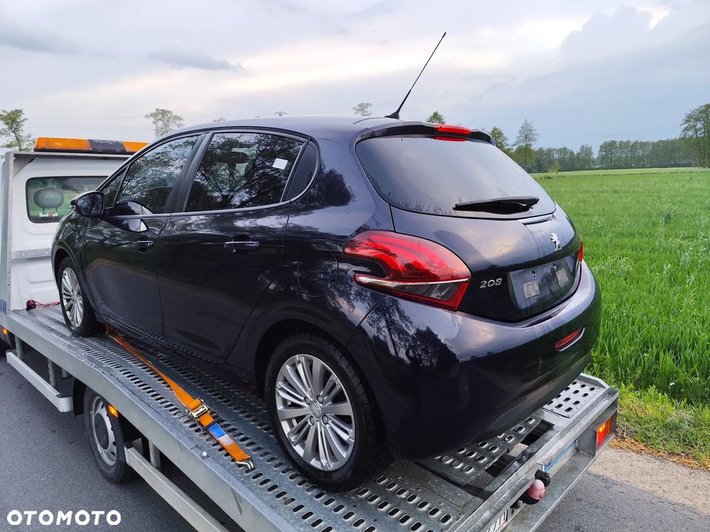 Peugeot 208 PureTech 82 Stop & Start Signature - 4