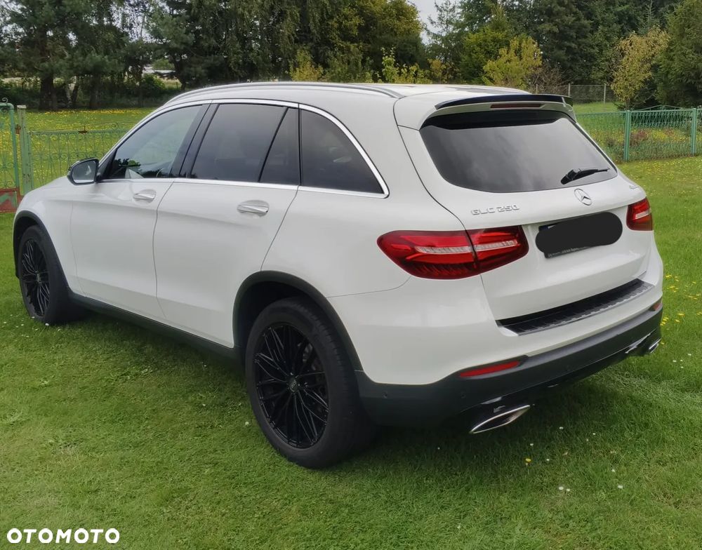 Mercedes-Benz GLC 250 4-Matic - 3
