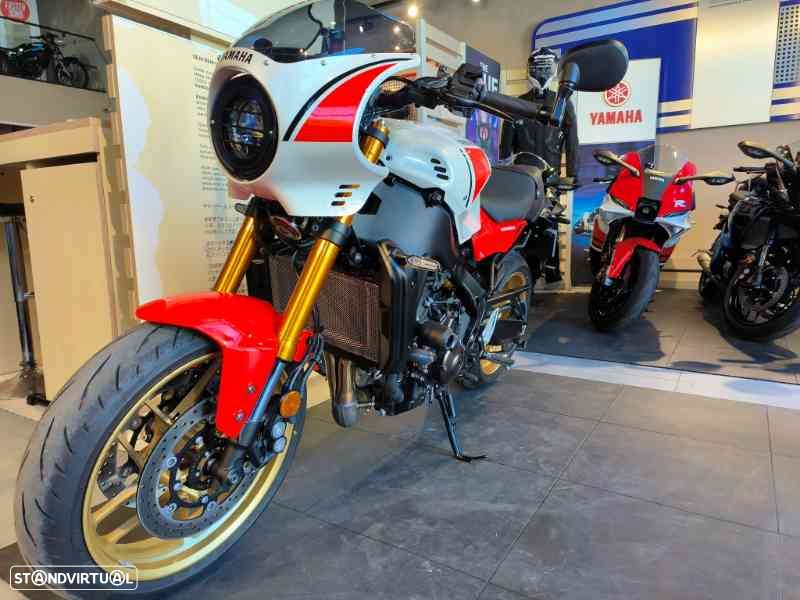 Yamaha XSR 900 - 8