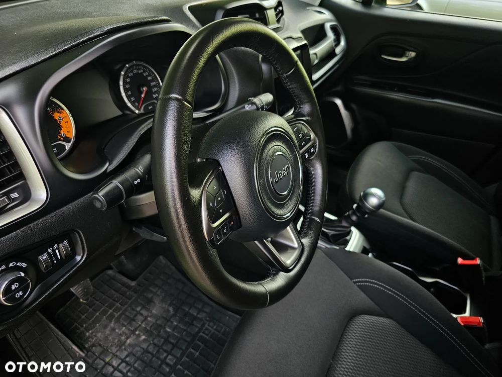 Jeep Renegade 1.6 MultiJet Limited - 23