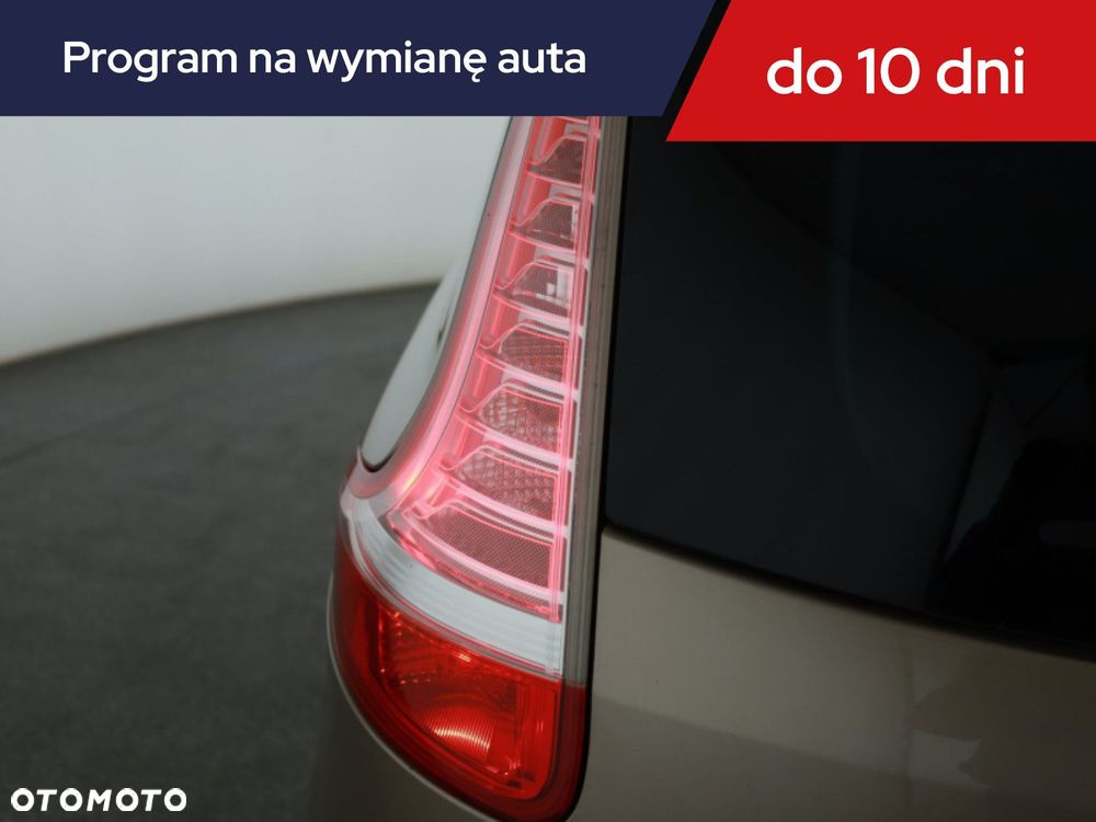 Renault Grand Scenic - 18
