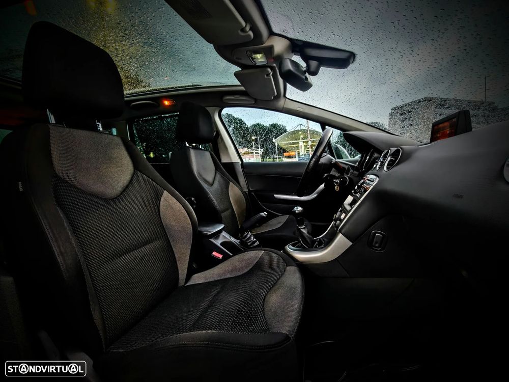 Peugeot 308 SW e-HDi 115 Stop & Start Nível 2 Business-Line - 6