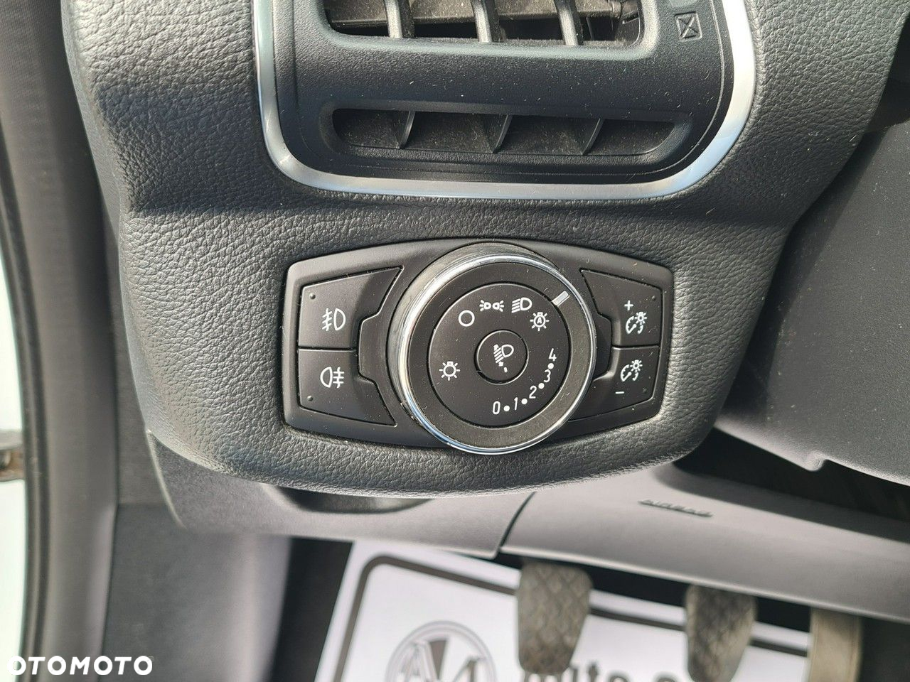 Ford B-MAX - 16