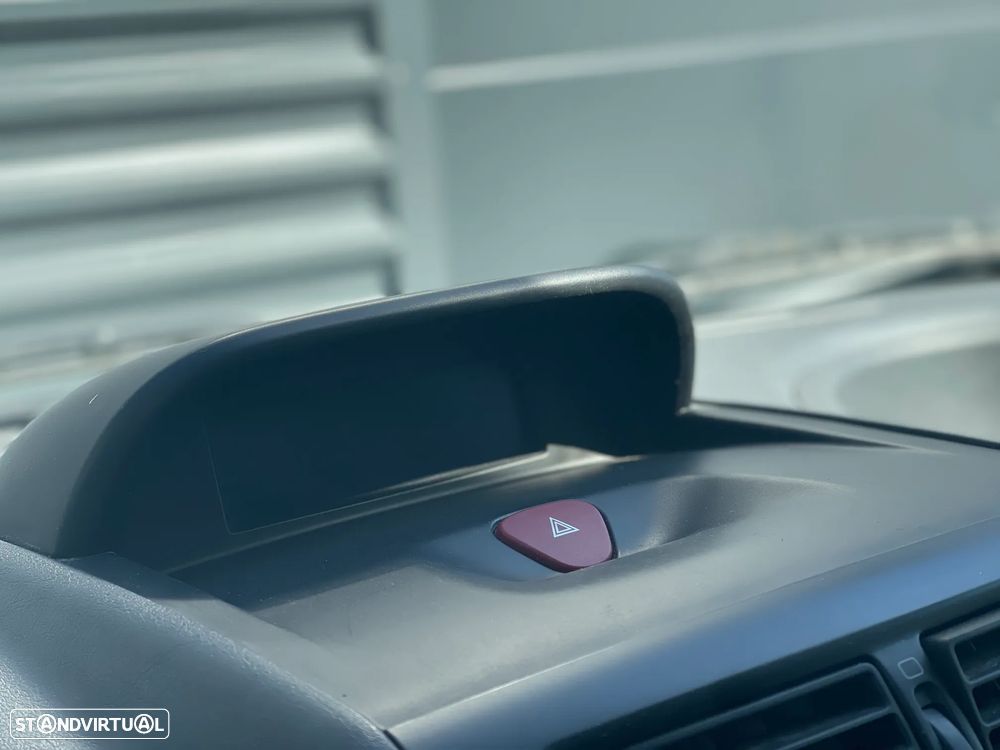 Peugeot EXPERT 2.0 HDI 3 LUG L1H1 C/ AC + EXTRAS - 14