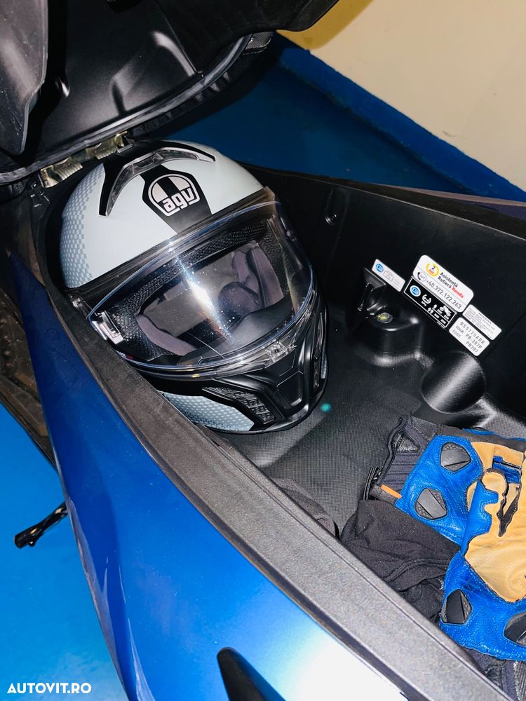 Honda Forza 125 - 18