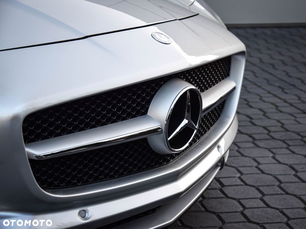 Mercedes-Benz SLS SPEEDSHIFT DCT - 6