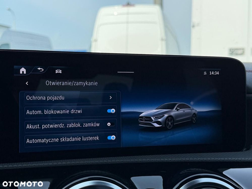 Mercedes-Benz CLA - 36