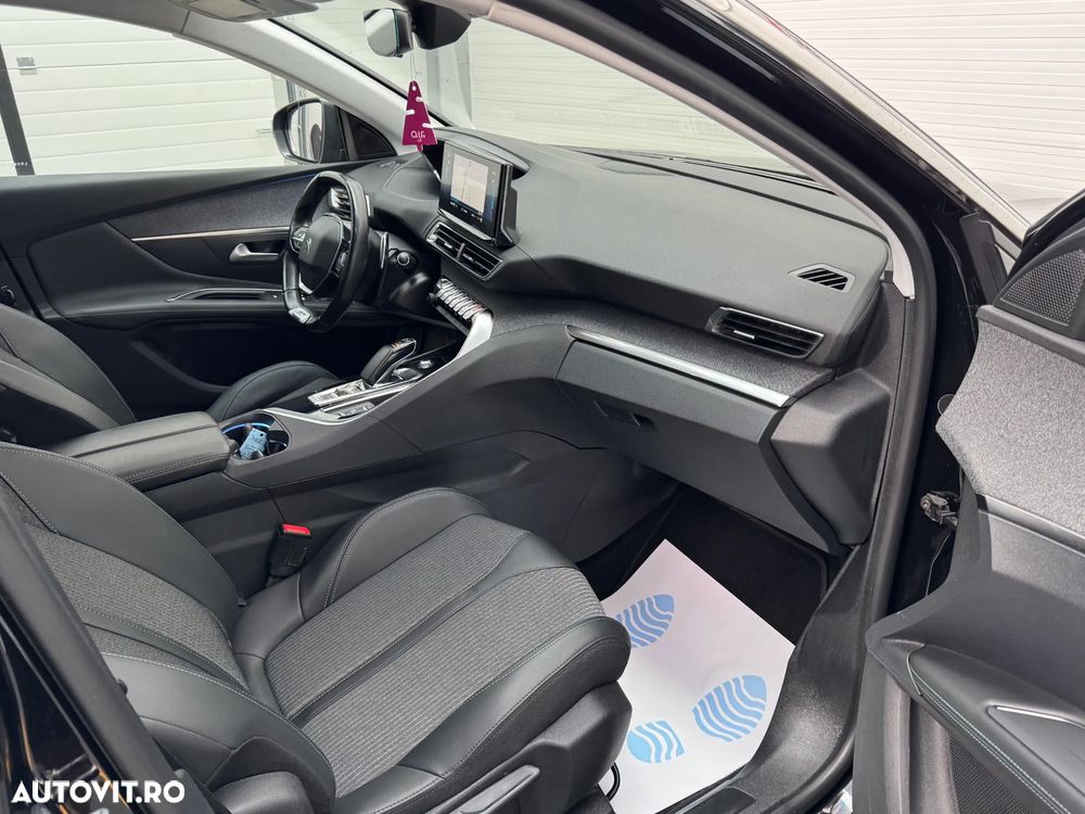 Peugeot 3008 PHEV 225 EAT8 GT - 17