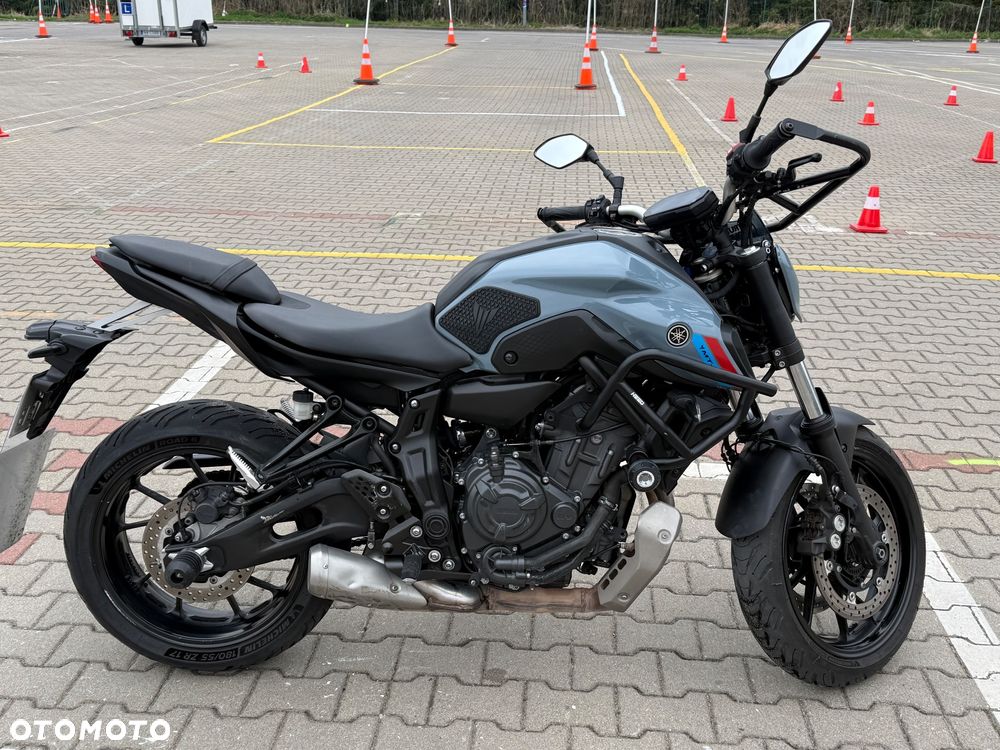 Yamaha MT - 3