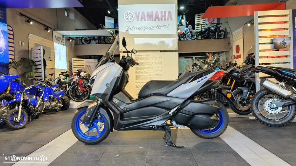 Yamaha X-Max 300 - 9