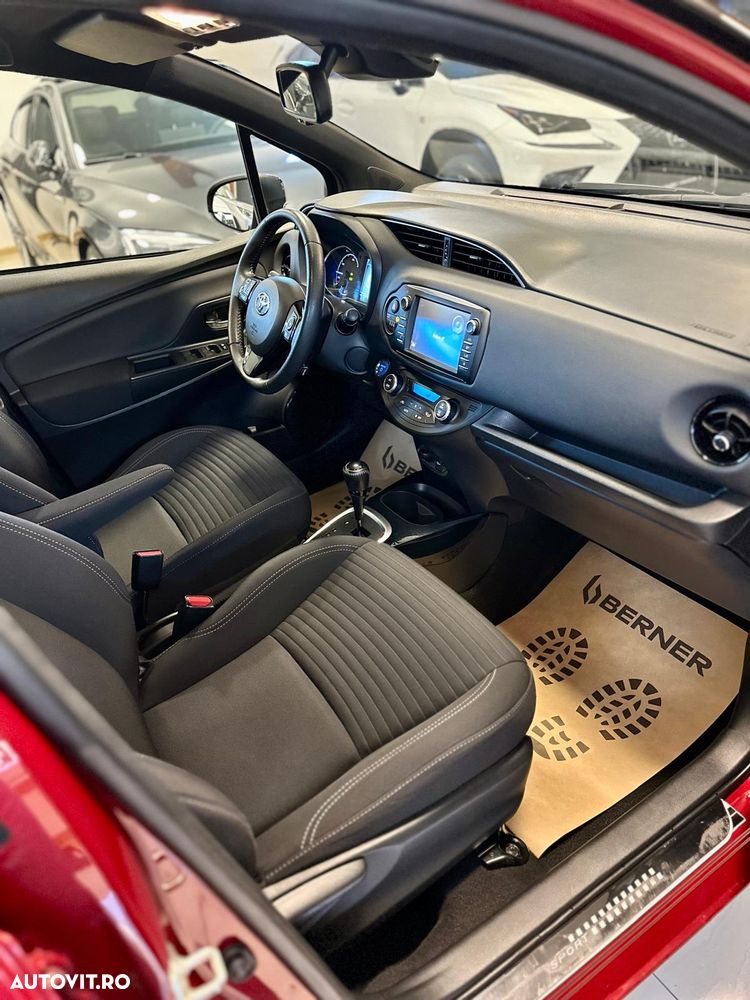 Toyota Yaris - 15