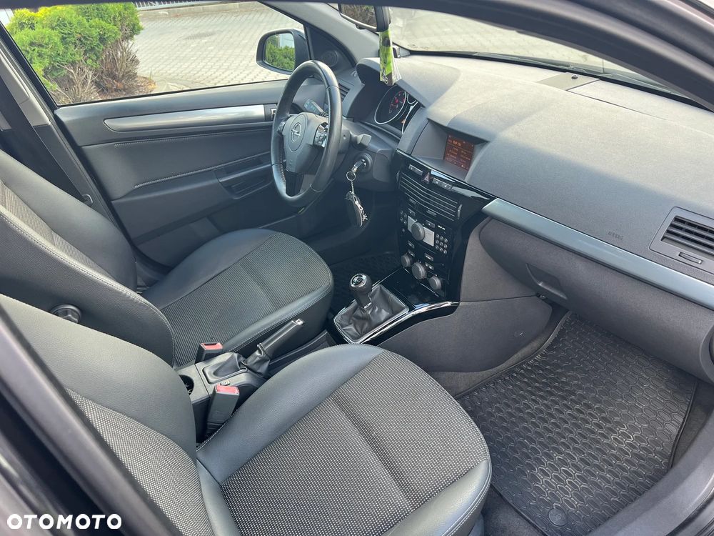 Opel Astra 1.6 Edition Sport - 12