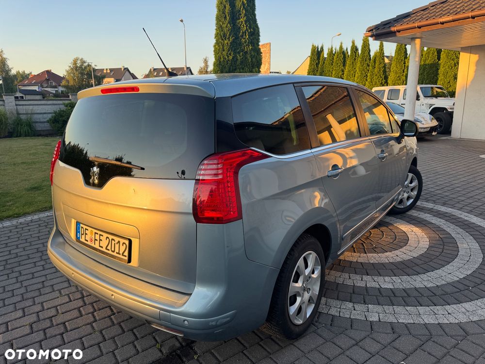 Peugeot 3008 1.6 Premium - 6