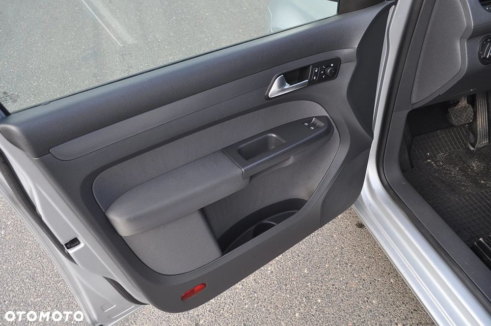 Volkswagen Caddy Maxi 1.6 TDI Comfortline DSG - 12