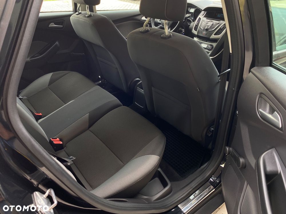 Ford Focus 1.6 Gold X (Trend) - 30
