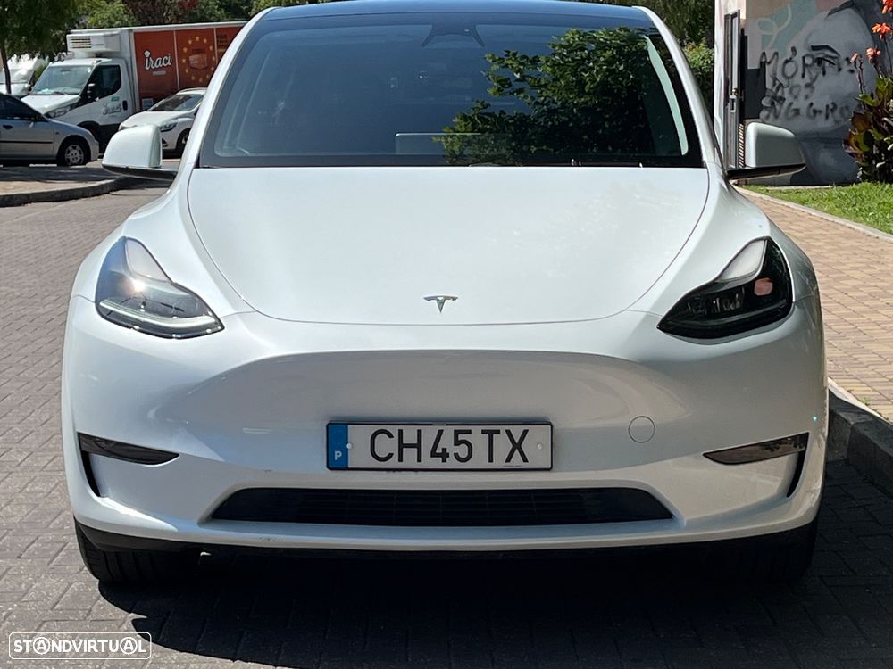 Tesla Model Y Long Range Dual Motor AWD - 5