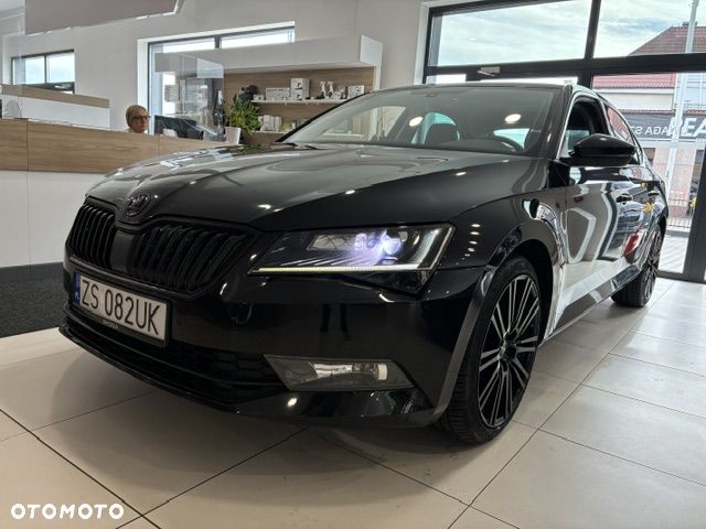 Skoda Superb 2.0 TDI DSG Ambition - 1