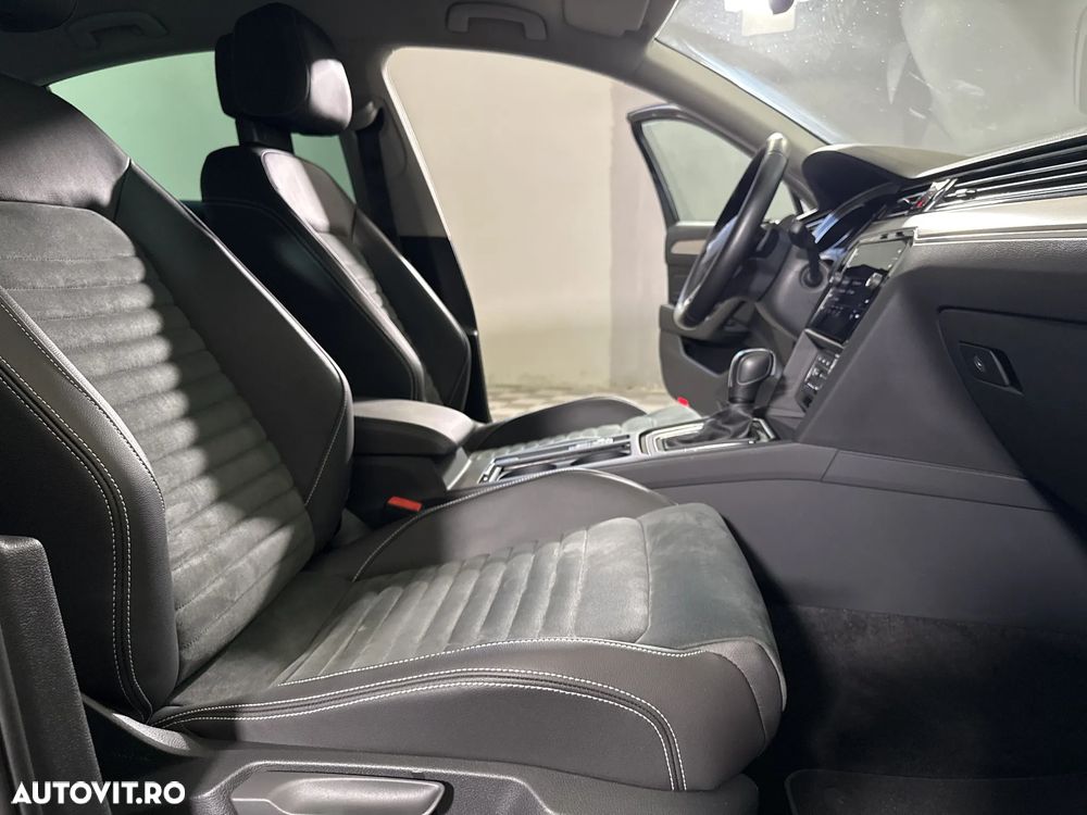 Volkswagen Passat - 12