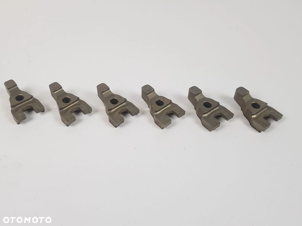 UCHWYT MOCOWANIE STOPA WTRYSKIWACZA BMW B57 8578607 - 4