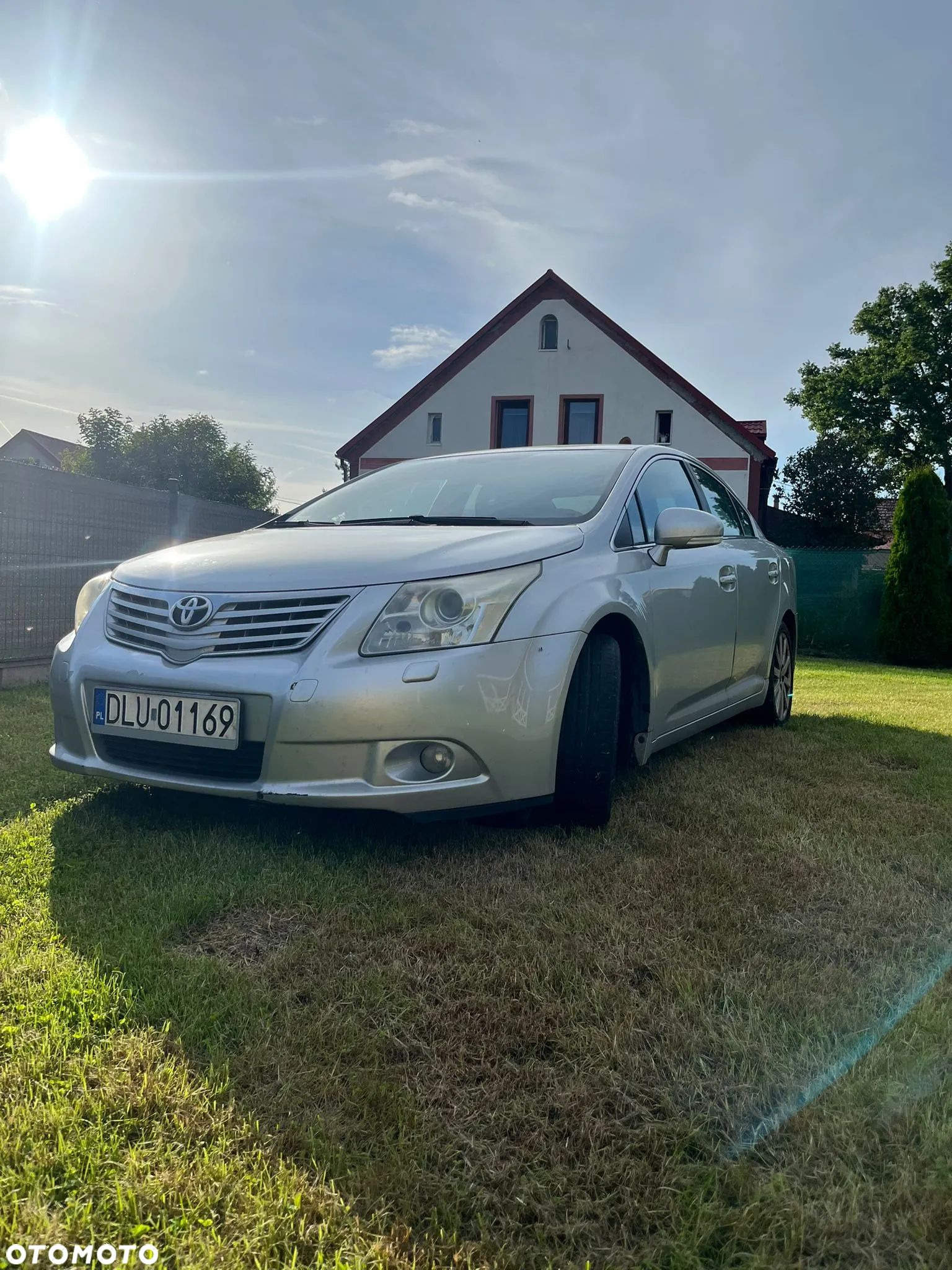 Toyota Avensis 2.2 D-4D Prestige - 1